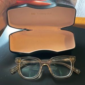 Hilary Duff Muse glasses, case, & wipe.